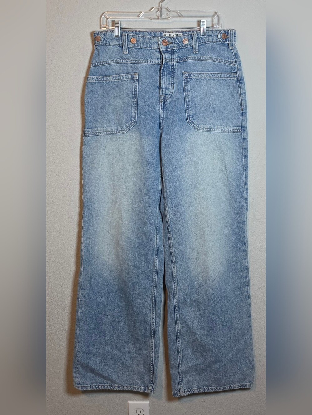 Free People We The Free Palmer Cuffed Jeans 29 Light Wash Relaxed Boyfriend - Picture 3 of 10
